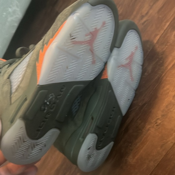 Air Jordan 5 Retro Olive Preowned size 3.5Y - Picture 7 of 12